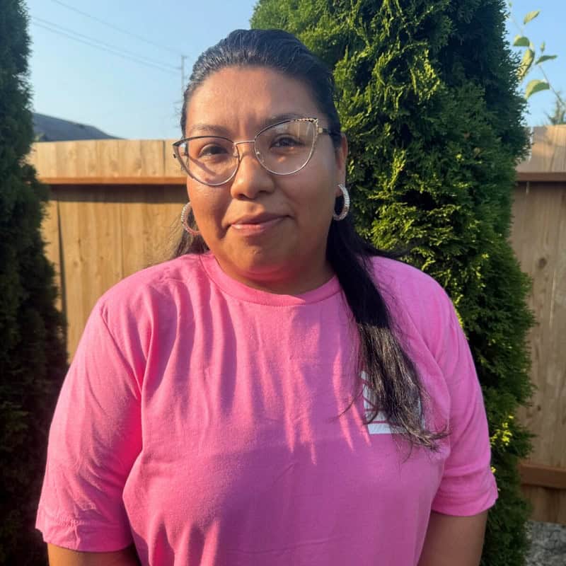 cov-meet-the-team-estefani